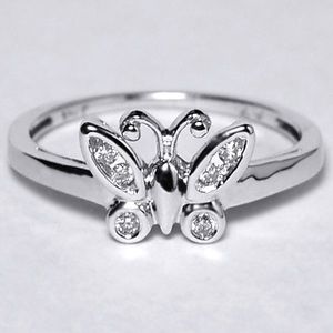 *Just sold* 10k White Gold & Diamond Butterfly Ring